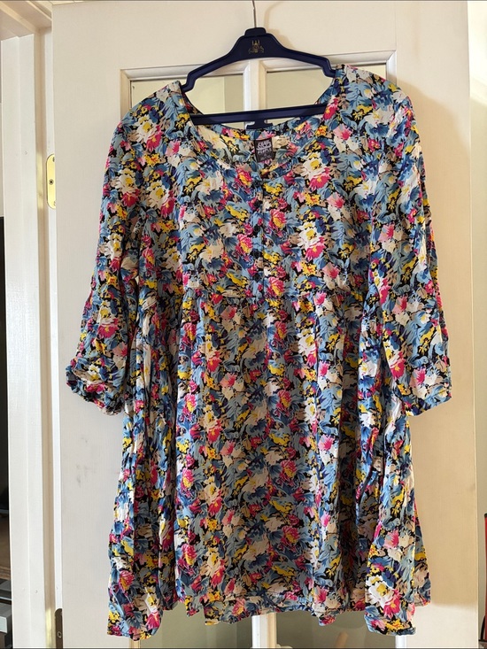 Free People Tops - Free People Blue Multi Floral Button-Up Peasant Blouse